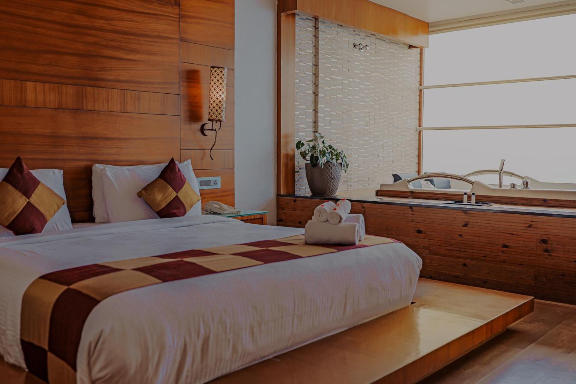 Amber Dale Luxury Hotel & Spa, มุนนาร์ ภายนอก รูปภาพ