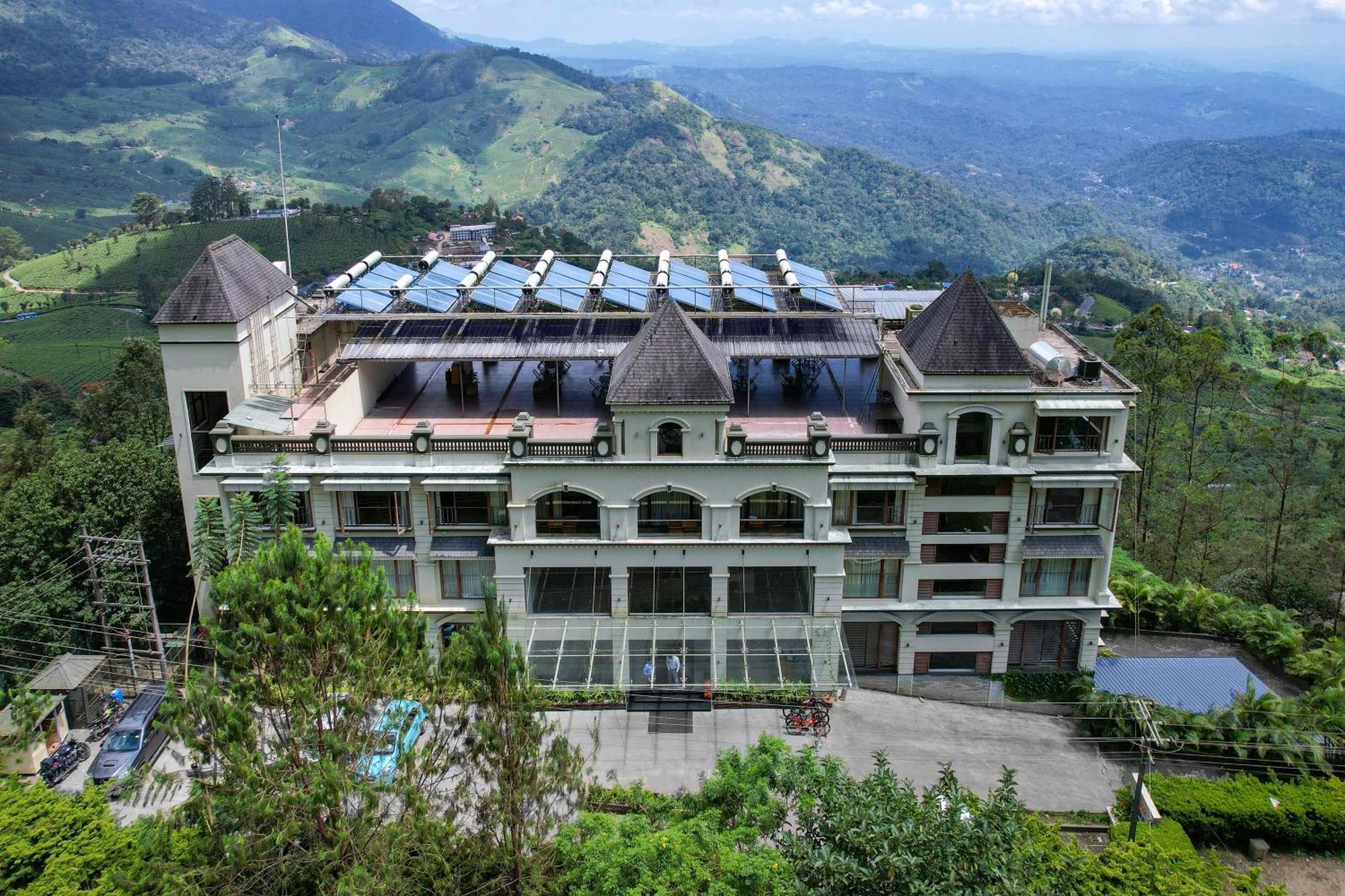 Amber Dale Luxury Hotel & Spa, มุนนาร์ ภายนอก รูปภาพ
