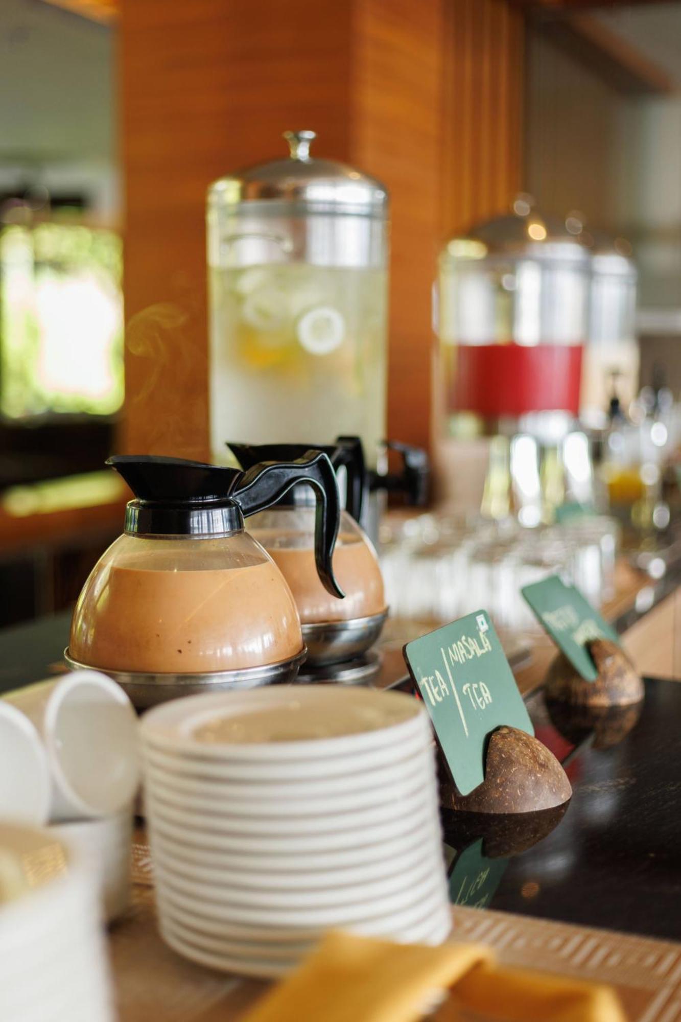 Amber Dale Luxury Hotel & Spa, มุนนาร์ ภายนอก รูปภาพ