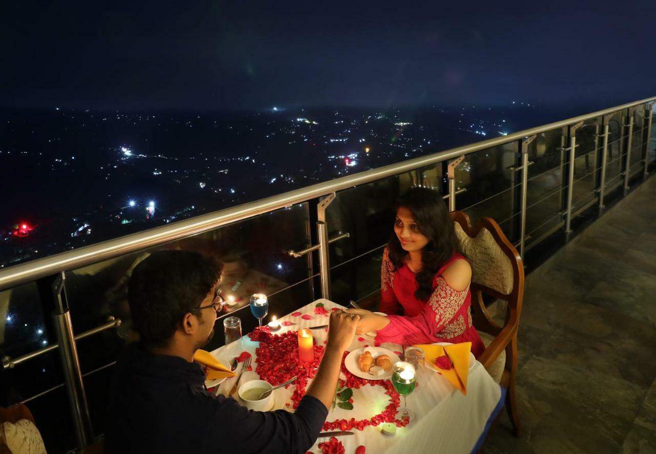 Amber Dale Luxury Hotel & Spa, มุนนาร์ ภายนอก รูปภาพ